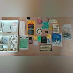 Lot Of Vintage Sewing Items